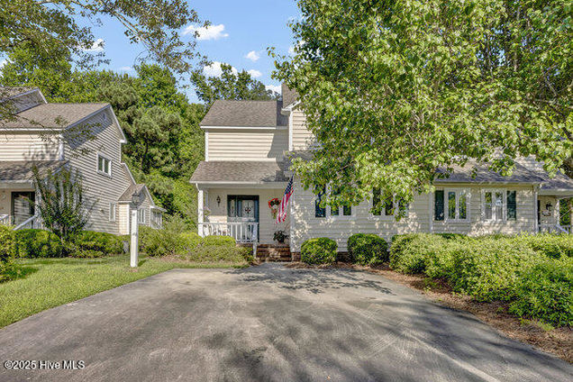 302 Wimbledon Court