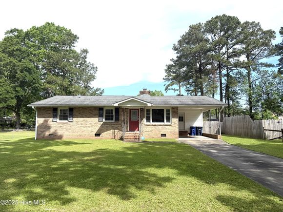 109 King Richard Court