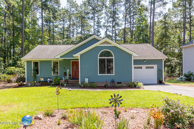 633 Lilac Lane