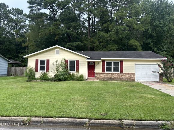 512 Walnut Drive