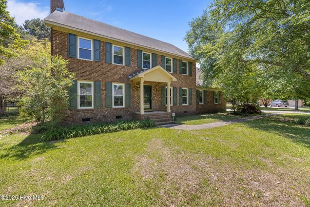 104 Squire Drive