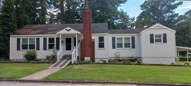 1009 Walnut Street Wilson, NC House Active - Photo 1 of 2. Opens carousel modal