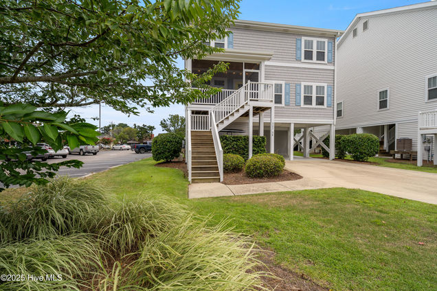 307 Lumberton Avenue Unit 1a