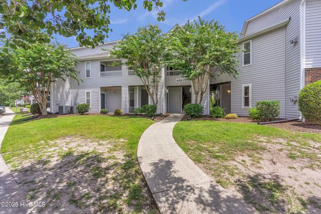 4122 Breezewood Drive Unit 203