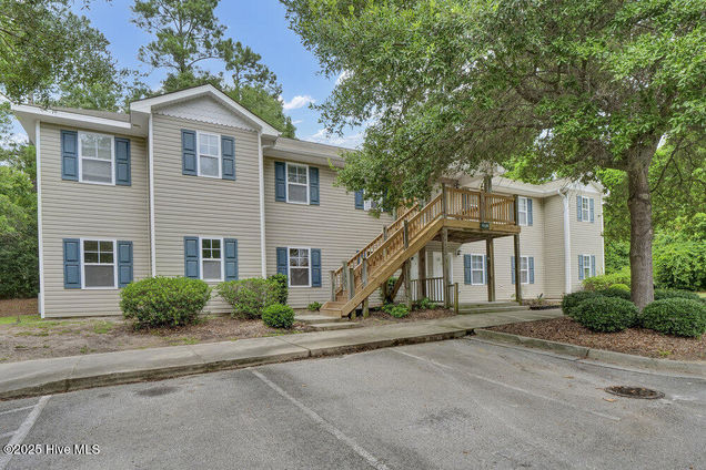 5138 Greenville Loop Road Unit Apt B Wilmington, NC Condo Active - Photo 1 of 23. Opens carousel modal