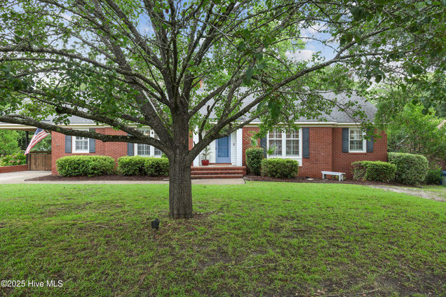 4407 Cascade Road Wilmington, NC House Active - Photo 1 of 42. Opens carousel modal