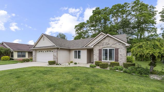 725 arcadia Kendallville, IN House Sold - Photo 1 of 29. Opens carousel modal