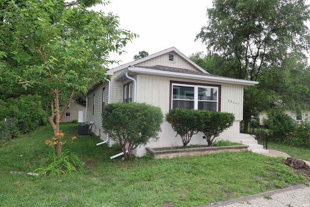 28147 LaRue