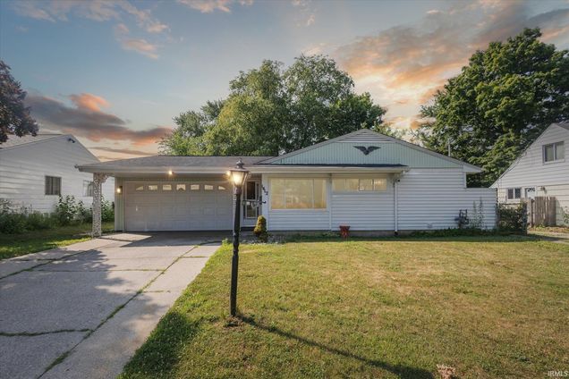 1412 Oakdale