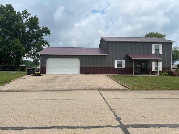 3388 WARRICK