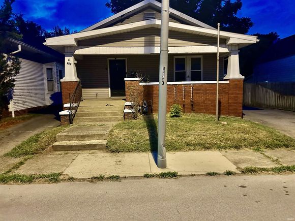612 E Columbia