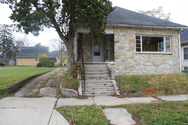 802 E Taylor Kokomo, IN House Active - Photo 1 of 28. Opens carousel modal