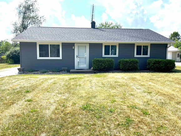 59415 Garver Elkhart, IN House Active - Photo 1 of 16. Opens carousel modal