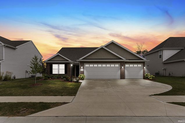 7394 Haven Fort Wayne, IN House Active - Photo 1 of 36. Opens carousel modal