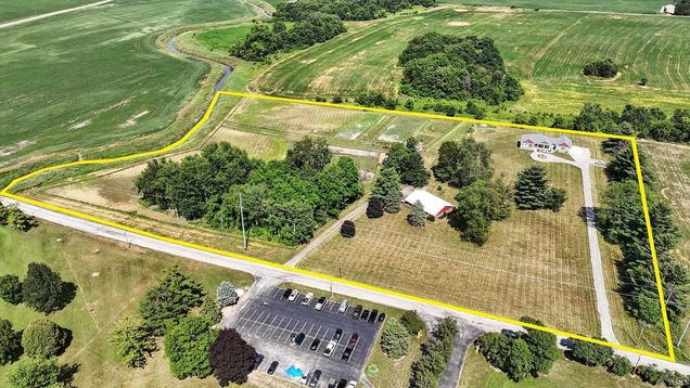 10744 N County Line
