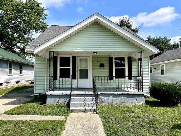 1312 E Taylor