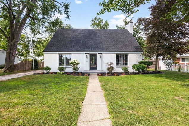 3404 E Jackson
