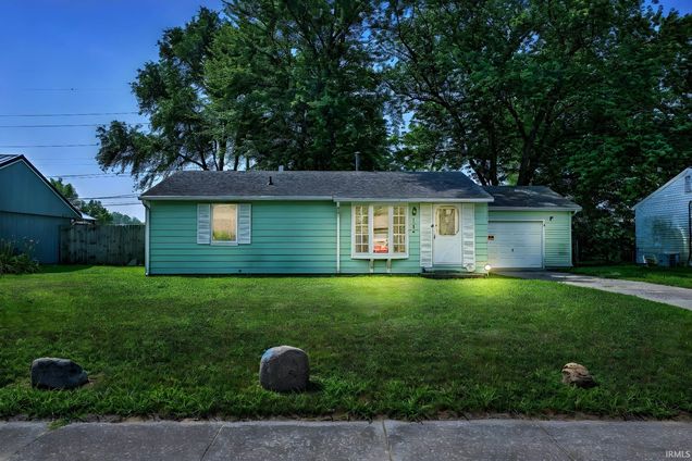21820 Christopher