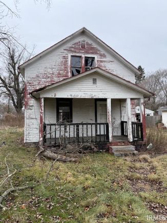 22835 Hartzer South Bend, IN House Active - Photo 1 of 19. Opens carousel modal