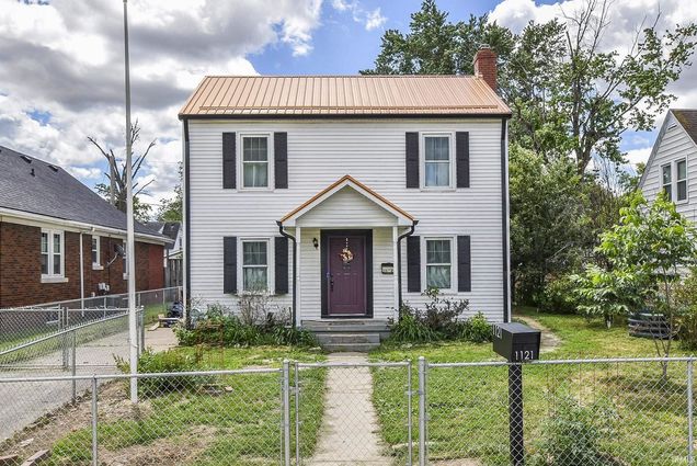1121 Taylor Evansville, IN House Active - Photo 1 of 13. Opens carousel modal