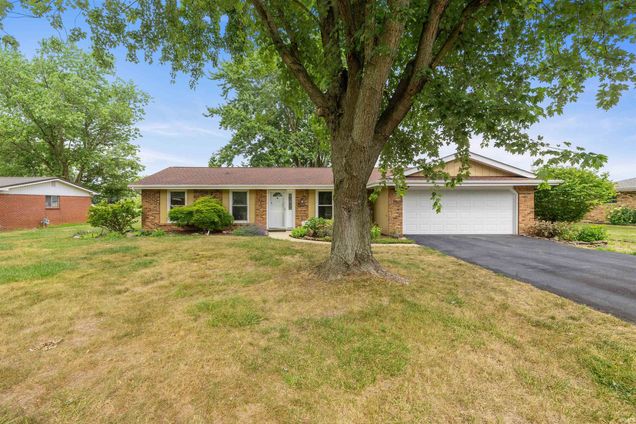 2016 Bradford Auburn, IN House Active - Photo 1 of 29. Opens carousel modal
