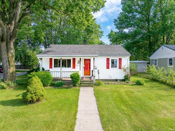 607 BERKLEY DR