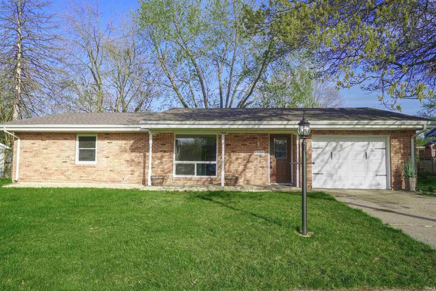 1330 Viking South Bend, IN House Active - Photo 1 of 18. Opens carousel modal