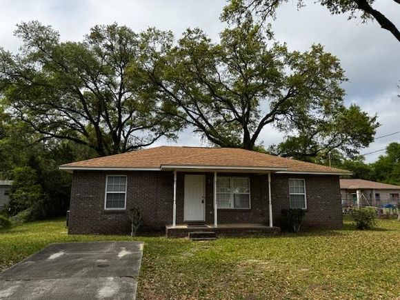 1298 Wingfoot Way Pensacola, FL House Active - Photo 1 of 14. Opens carousel modal