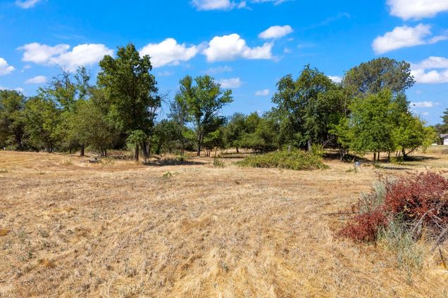 4 Golden Gate Avenue Orangevale, CA Plot of land Active - Photo 1 of 16. Opens carousel modal