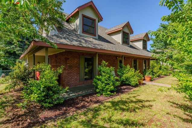 16915 Red Mule Road