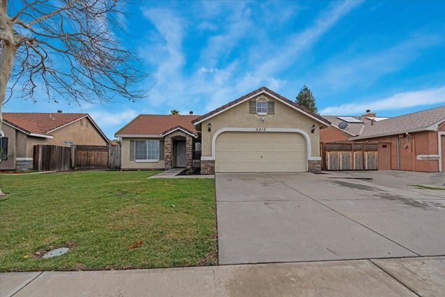 5212 Avante Lane Salida, CA House Active - Photo 1 of 22. Opens carousel modal