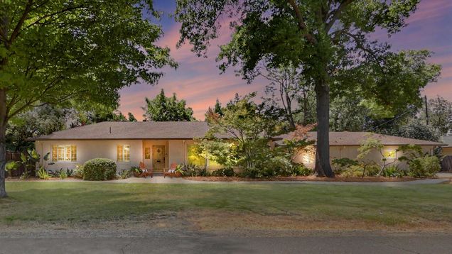 2840 Echo Way Sacramento, CA House Active - Photo 1 of 48. Opens carousel modal