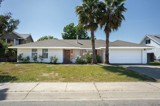 338 Rose Lane