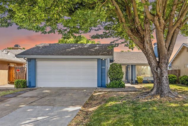 1240 Chuckwagon Drive