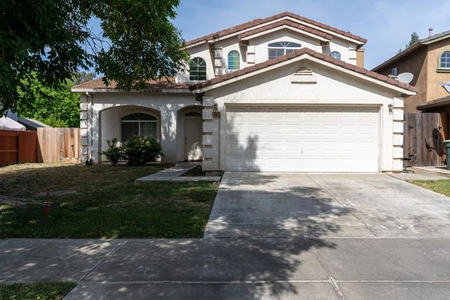 3529 Paseo Verde Avenue Merced, CA House Active - Photo 1 of 34. Opens carousel modal
