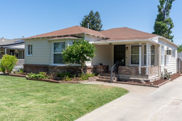 641 E 19th Street Merced, CA House Active - Photo 1 of 30. Opens carousel modal
