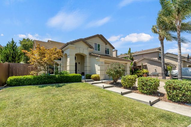 2893 Pitzer Circle West Sacramento, CA House Active - Photo 1 of 42. Opens carousel modal