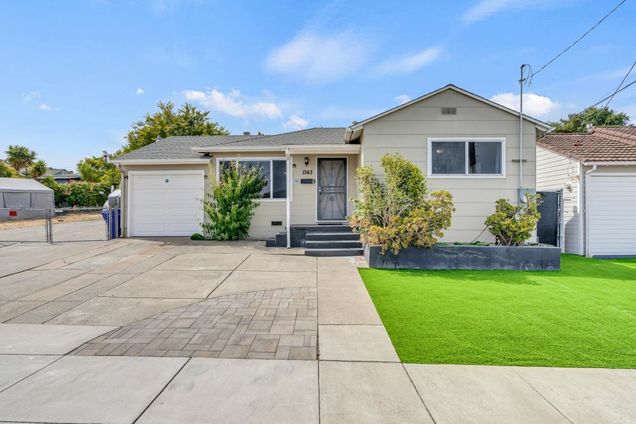 1343 6th Street