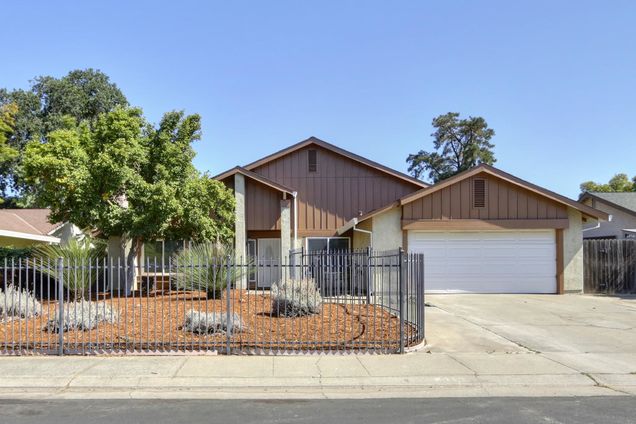 9013 Meadowsweet Way