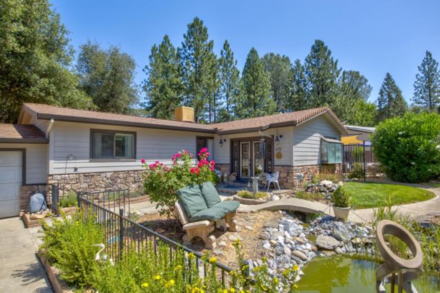 415 Carriage Lantern Court Somerset, CA House Active - Photo 1 of 85. Opens carousel modal