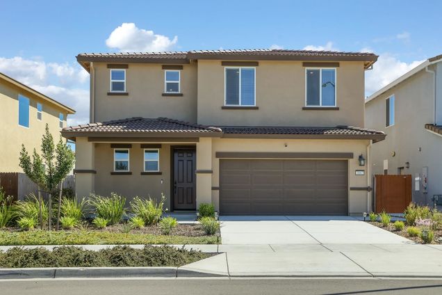 3102 Feather Road