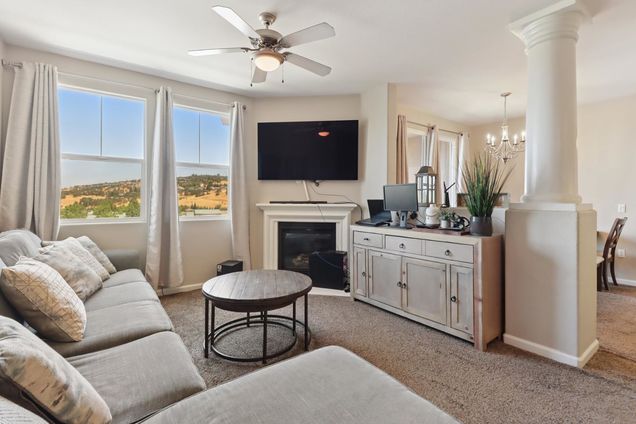 400 Moon Circle Unit 428