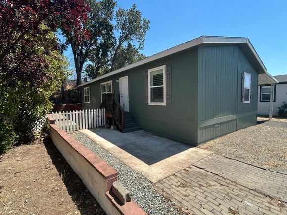 53 Saxton Circle Unit 53 Citrus Heights, CA House Active - Photo 1 of 32. Opens carousel modal