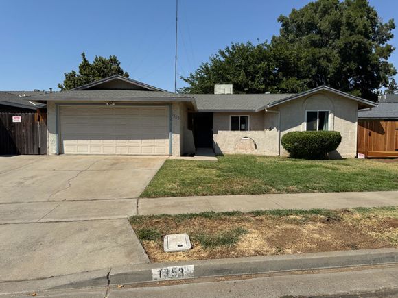 1353 Villa Drive