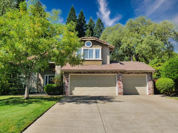 104 Luttrel Court