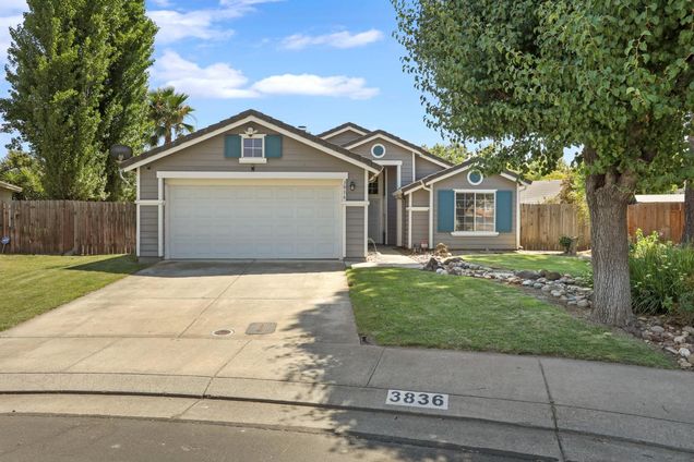3836 Steve Lillie Circle