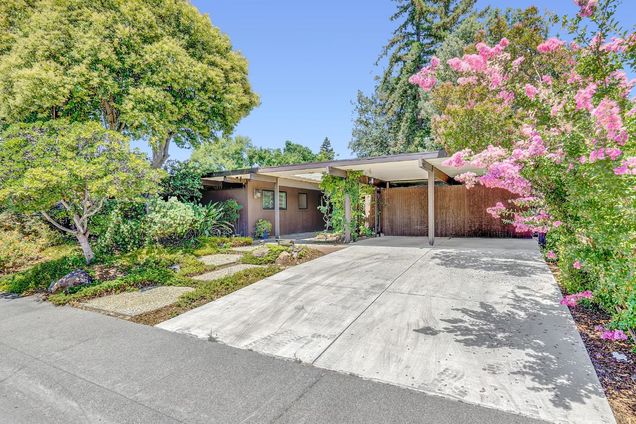 1113 Colby Drive