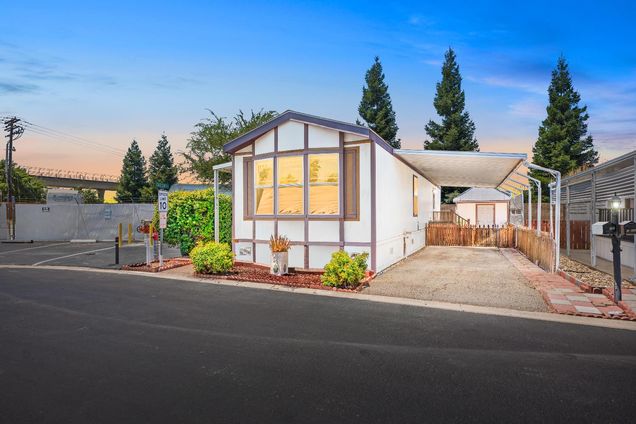 6213 Stagecoach Dr