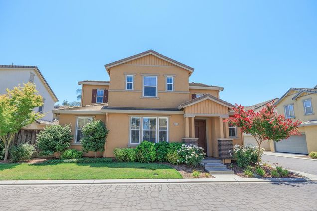 2512 Cottage Pointe