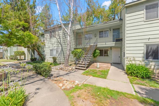 8200 Center Parkway Unit 9